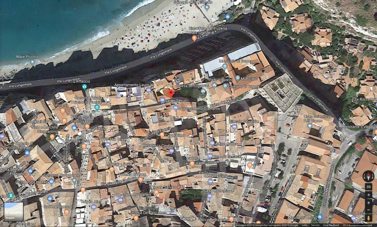 Casa Elide Centro Storico Apartment Tropea Luaran gambar