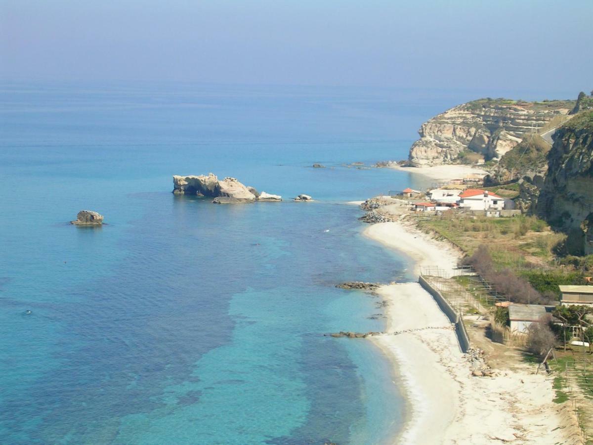 Casa Elide Centro Storico Apartment Tropea Luaran gambar